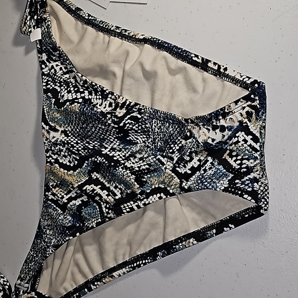 Shade & Shore Low Coverage Ruched Cheeky String Ties NWT Black/Wht/ Blue Snake - Picture 5 of 16